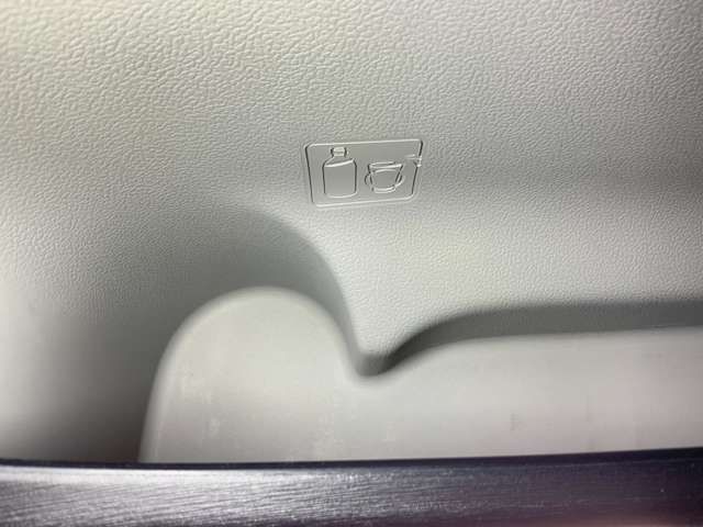 TOYOTA IQ 2013 Image 31