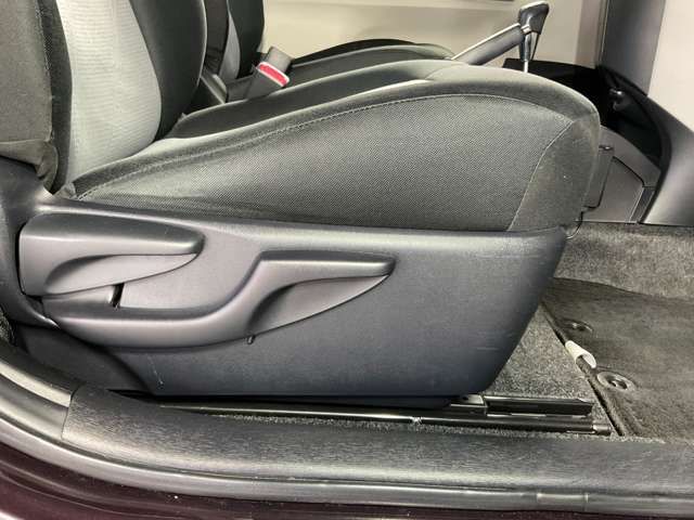 TOYOTA IQ 2014 Image 31