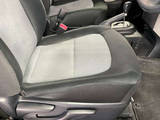 TOYOTA IQ 2014 Image 31