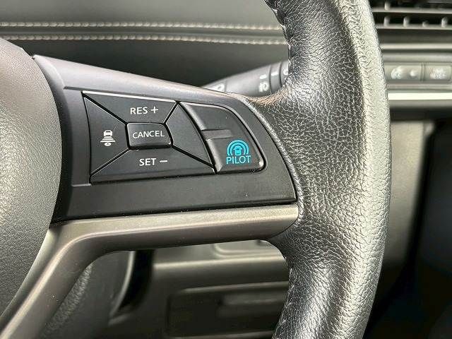 NISSAN SERENA  S-HYBRID 2017 Image 31