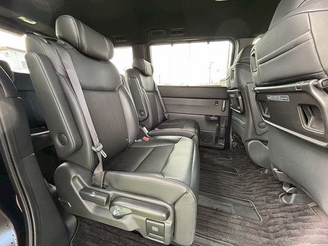 HONDA STEPWAGON E:HEV SPAD 2022 Image 31