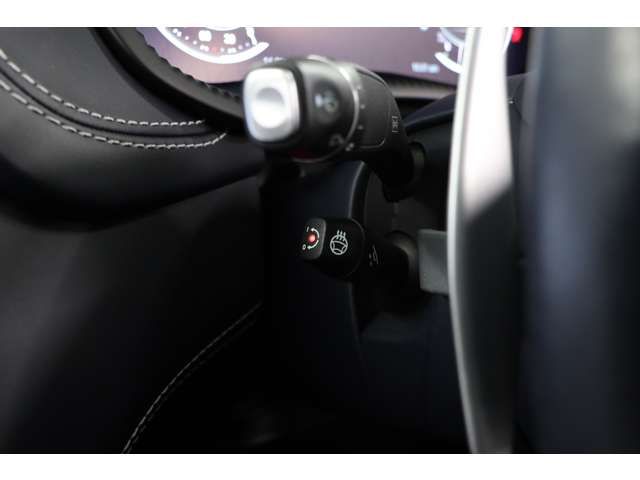 ASTON MARTIN SUV 2021 Image 31