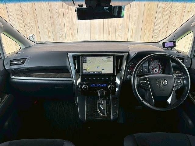 TOYOTA ALPHARD 2019 Image 31