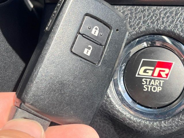 TOYOTA HARRIER 2WD 2017 Image 31