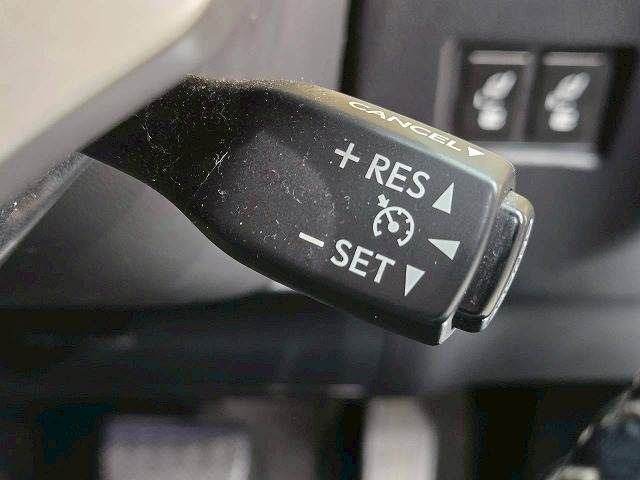 TOYOTA LEXUS NX300H 2015 Image 31