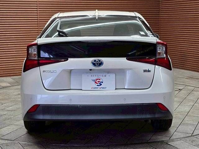 TOYOTA PRIUS 2019 Image 31