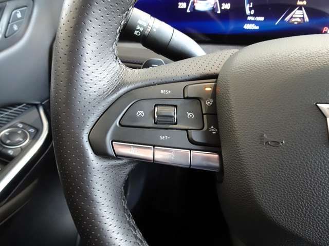 CADILLAC XT4 2025 Image 31