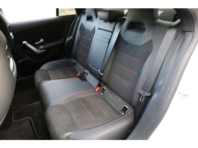 MERCEDES BENZ CLA CL 2025 Image 31