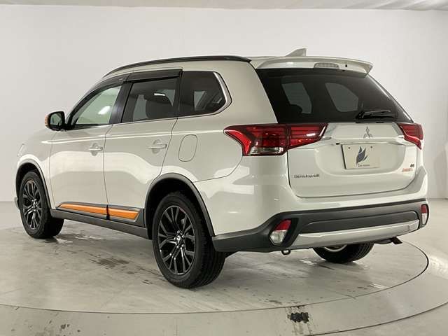 MITSUBISHI OUTLANDER 4WD 2017 Image 31