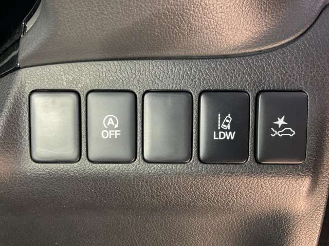 MITSUBISHI OUTLANDER 4WD 2017 Image 31