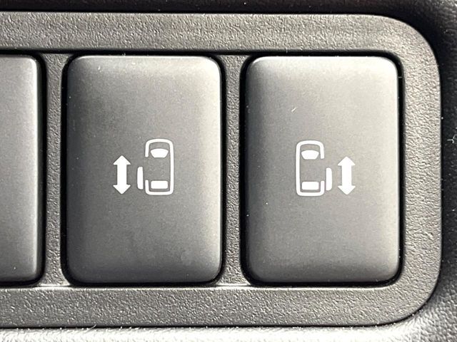 MITSUBISHI DELICA D:5 4WD 2025 Image 31