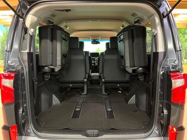 MITSUBISHI DELICA D:5 4WD 2025 Image 31