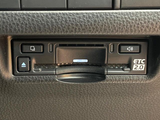 TOYOTA HARRIER 2WD 2023 Image 31