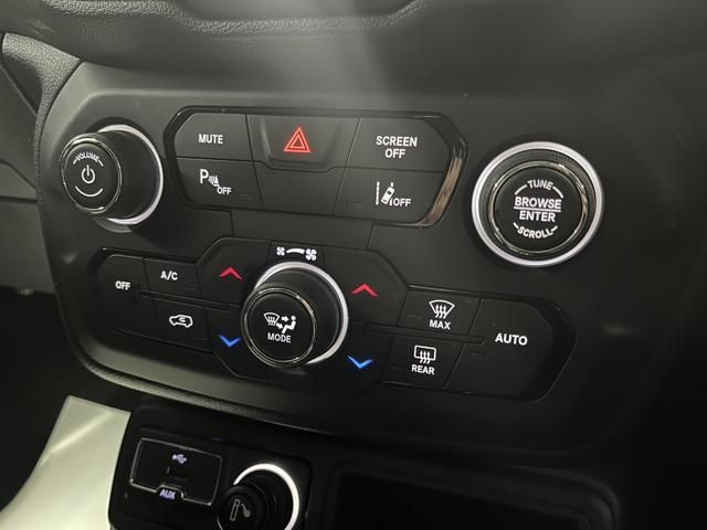 JEEP RENEGADE 2022 Image 31