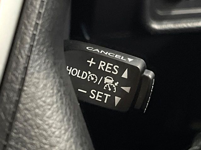 TOYOTA LANDCRUISER PRADO 2022 Image 31