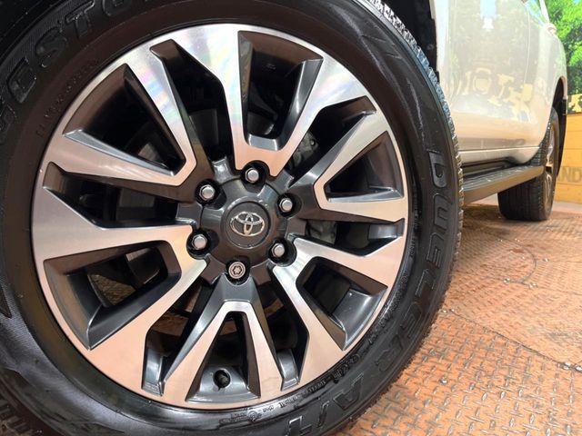 TOYOTA LANDCRUISER PRADO 2022 Image 31