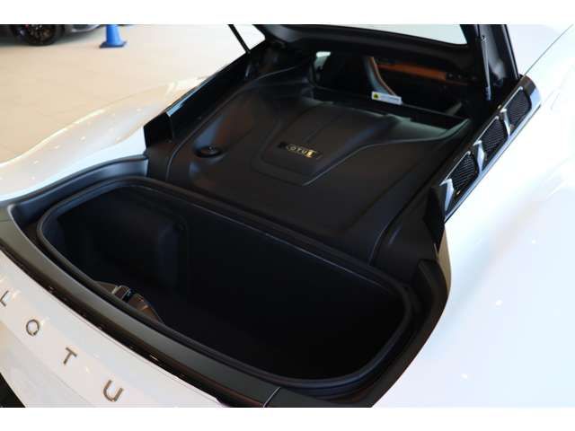 LOTUS EMIRA 2025 Image 31