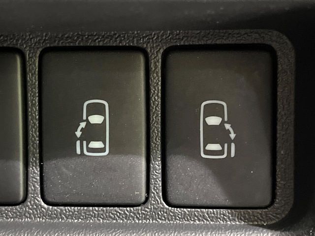 TOYOTA HIACE VAN 4WD 2022 Image 31