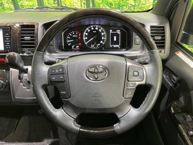 TOYOTA HIACE VAN 4WD 2022 Image 31