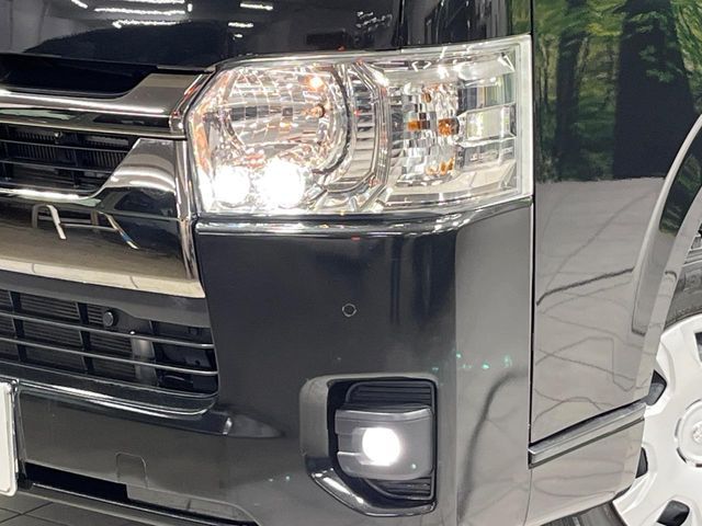 TOYOTA HIACE VAN 4WD 2022 Image 31