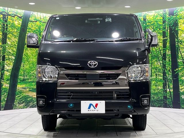 TOYOTA HIACE VAN 4WD 2022 Image 31
