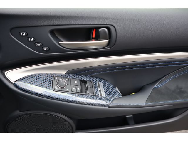 TOYOTA LEXUS RC F 2024 Image 31