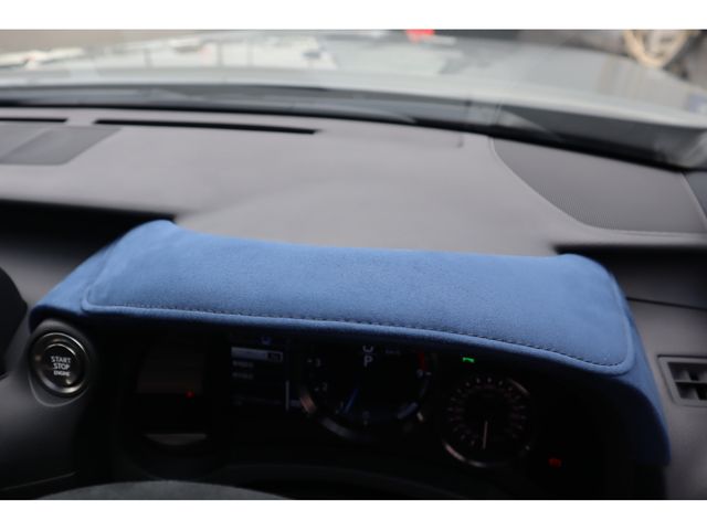 TOYOTA LEXUS RC F 2024 Image 31