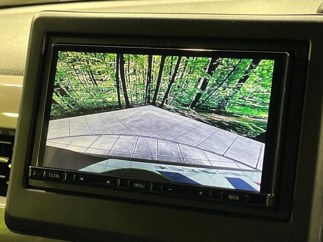 HONDA N BOX CUSTOM 2023 Image 31