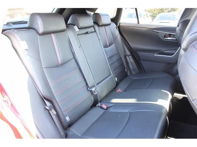 TOYOTA RAV4 PHV 2021 Image 31