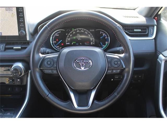 TOYOTA RAV4 PHV 2021 Image 31
