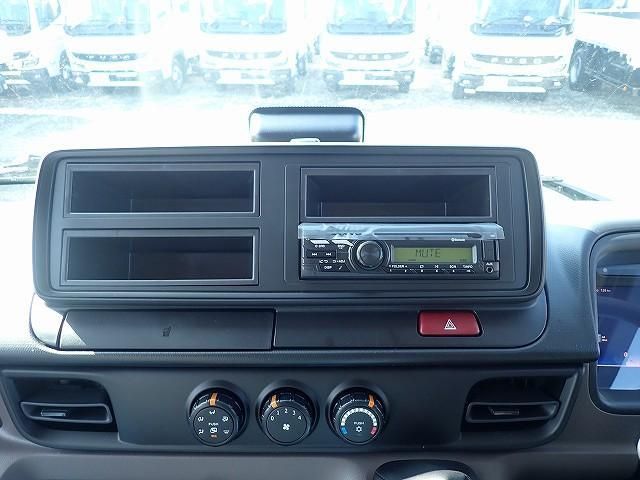 MITSUBISHI CANTER 2025 Image 31