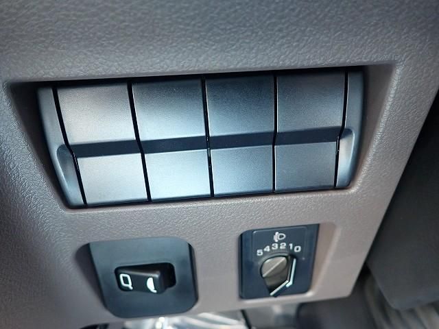 MITSUBISHI CANTER 2025 Image 31