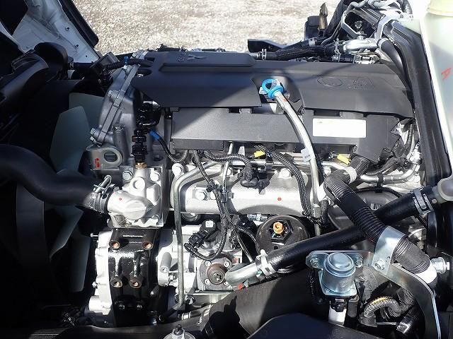 MITSUBISHI CANTER 2025 Image 31