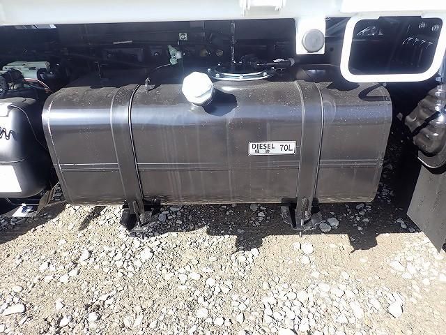 MITSUBISHI CANTER 2025 Image 31