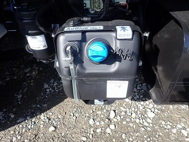 MITSUBISHI CANTER 2025 Image 31