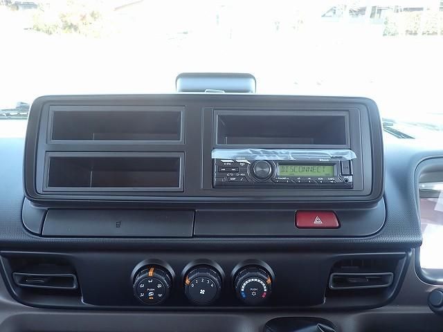 MITSUBISHI CANTER 2025 Image 31