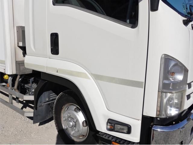 ISUZU FORWARD 2016 Image 31