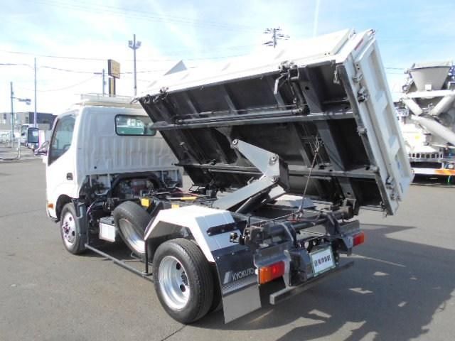 TOYOTA DYNA 2017 Image 31