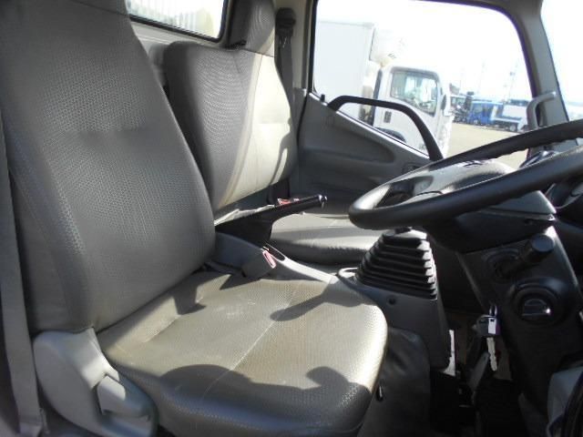 TOYOTA DYNA 2017 Image 31