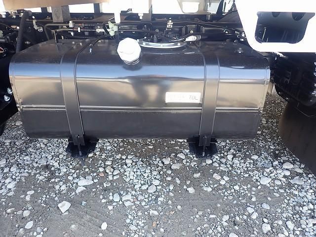 MITSUBISHI CANTER 2025 Image 31