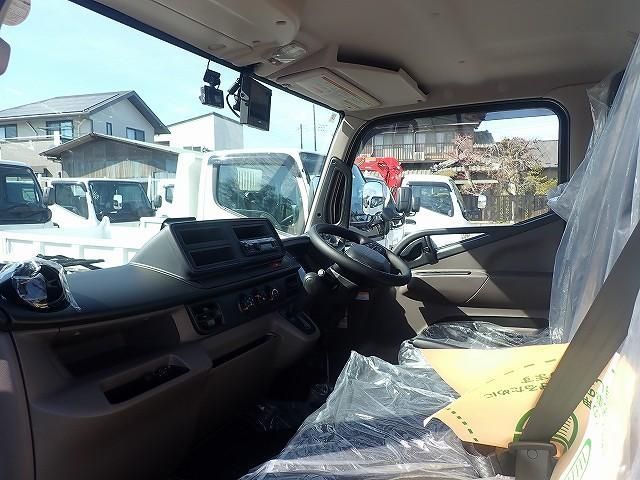 MITSUBISHI CANTER 2025 Image 31