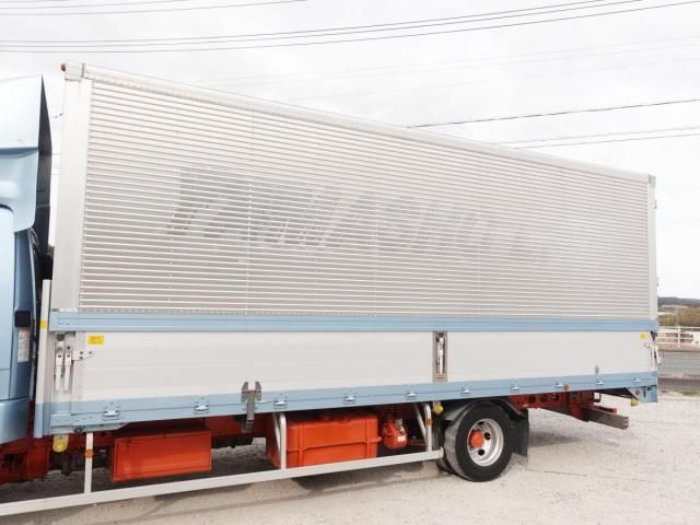 MITSUBISHI FUSOU FIGHTER 2017 Image 31