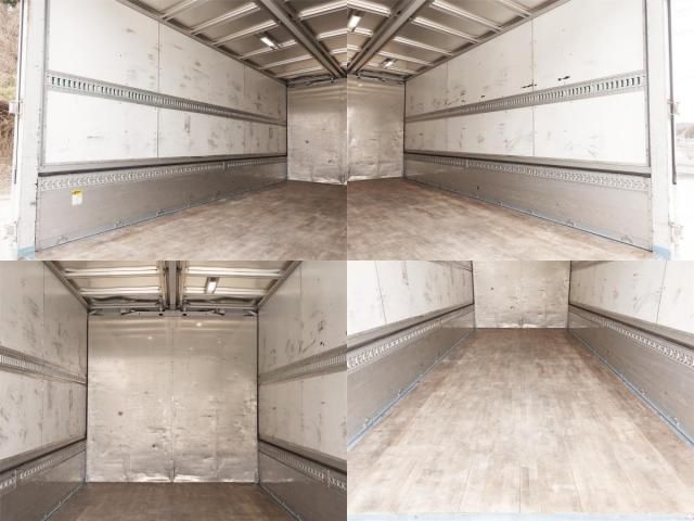 MITSUBISHI FUSOU FIGHTER 2017 Image 31