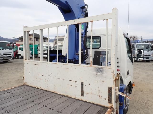 HINO DUTRO 2013 Image 31