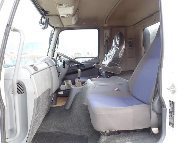 MITSUBISHI FUSOU FIGHTER 2012 Image 31