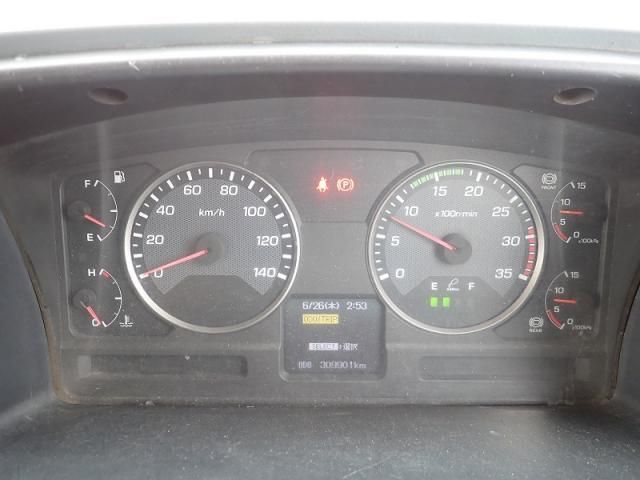 MITSUBISHI FUSOU FIGHTER 2012 Image 31