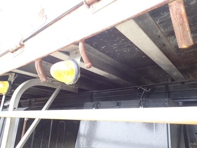 MITSUBISHI FUSOU FIGHTER 2012 Image 31