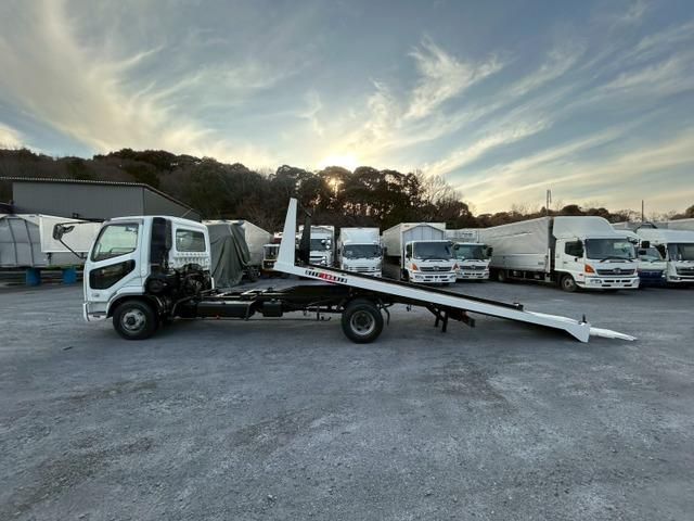 MITSUBISHI FUSOU FIGHTER 2005 Image 31