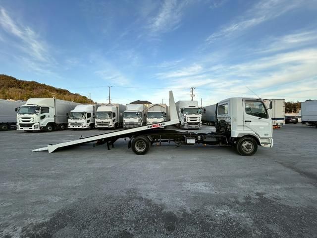 MITSUBISHI FUSOU FIGHTER 2005 Image 31