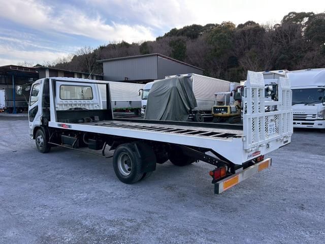 MITSUBISHI FUSOU FIGHTER 2005 Image 31